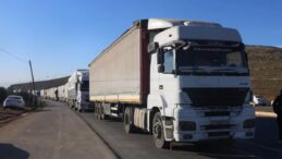 Suriye’de kara ve deniz dahil tüm kapılar açıldı